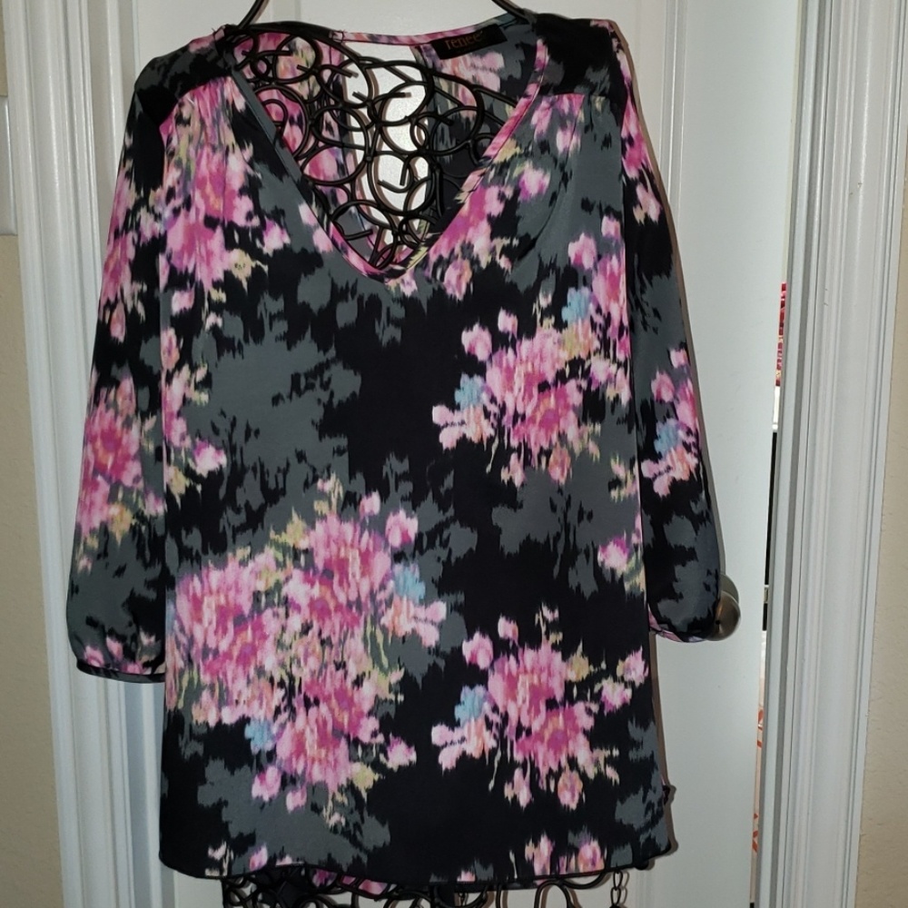 FINAL PRICE!!! Black top with pink flowers